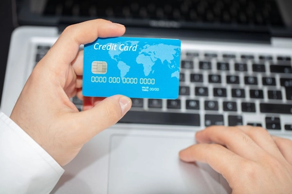 Ce inseamna codul CVV la card si unde se afla